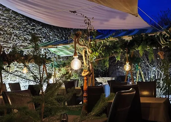 Logis Hotel Restaurant Entre Nous